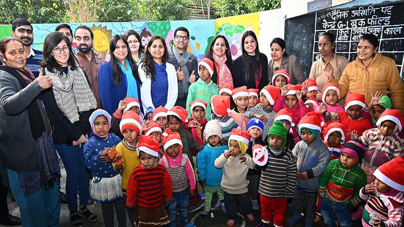 Top 10 Christmas Charity Activities for the Whole Family